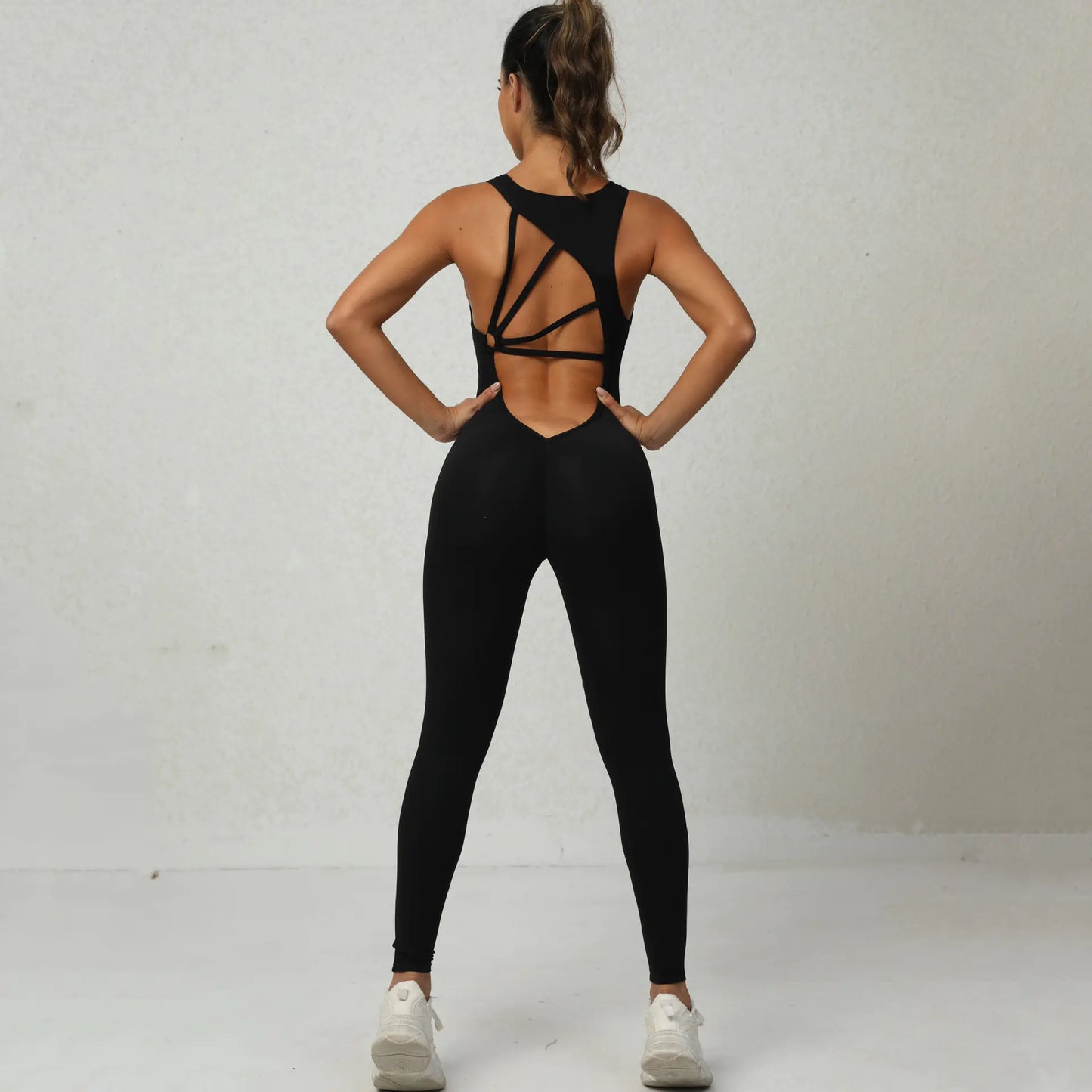 Women's Sleeveless Yoga Jumpsuit for Fitness and Running