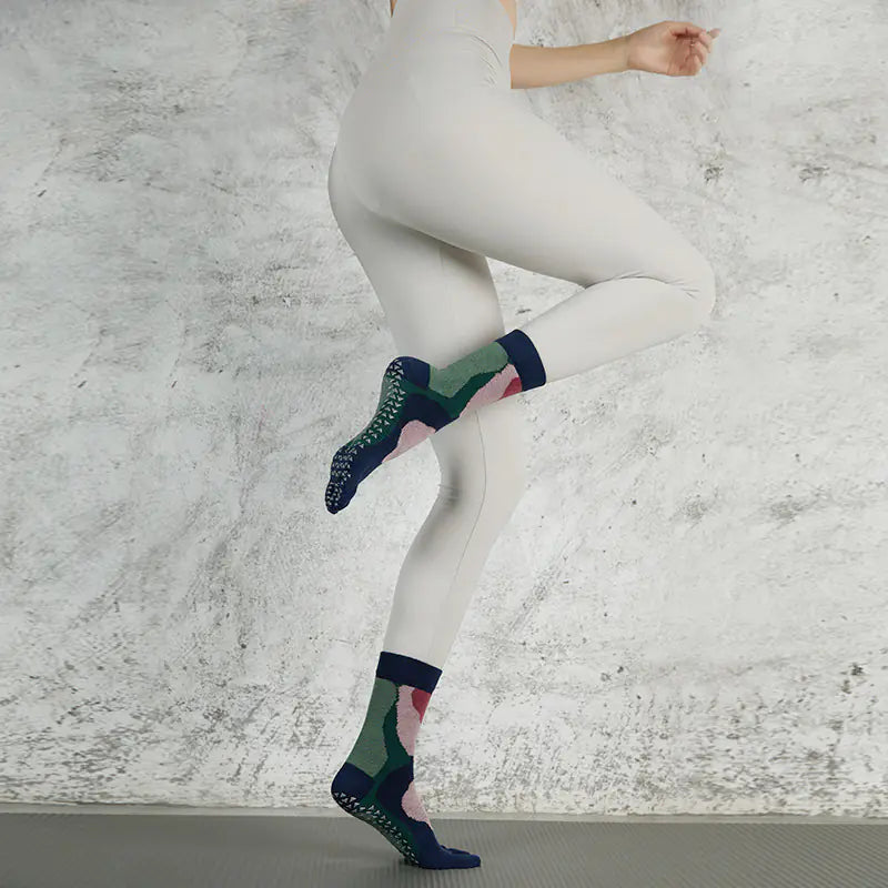Mid-Calf Pilates Non-Slip Women's Yoga Sports Socks