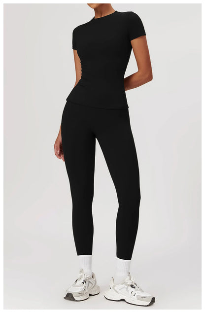 Seamless Women’s Yoga Set – Short Sleeve Top & Sculpting High-Waist Leggings Activewear