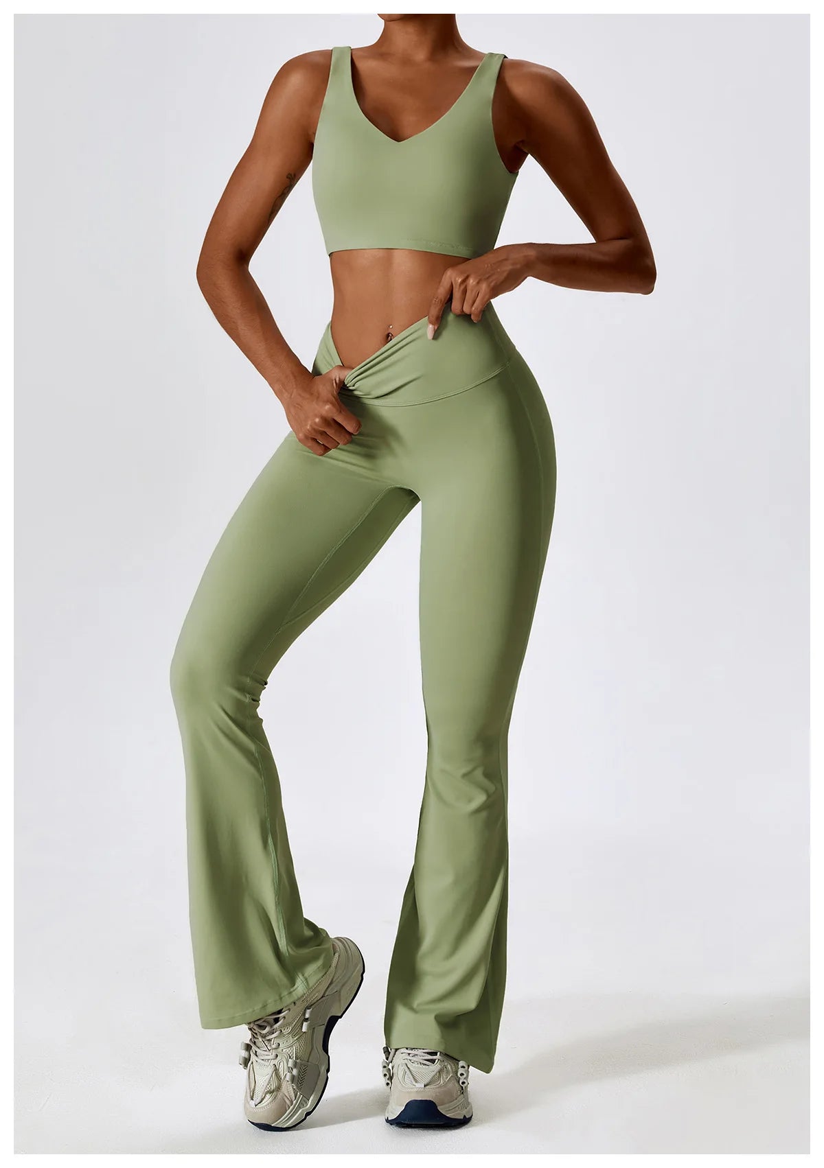Women’s Seamless Activewear Set – Long Sleeve Crop Top & Sculpting Gym Leggings (2PCS)