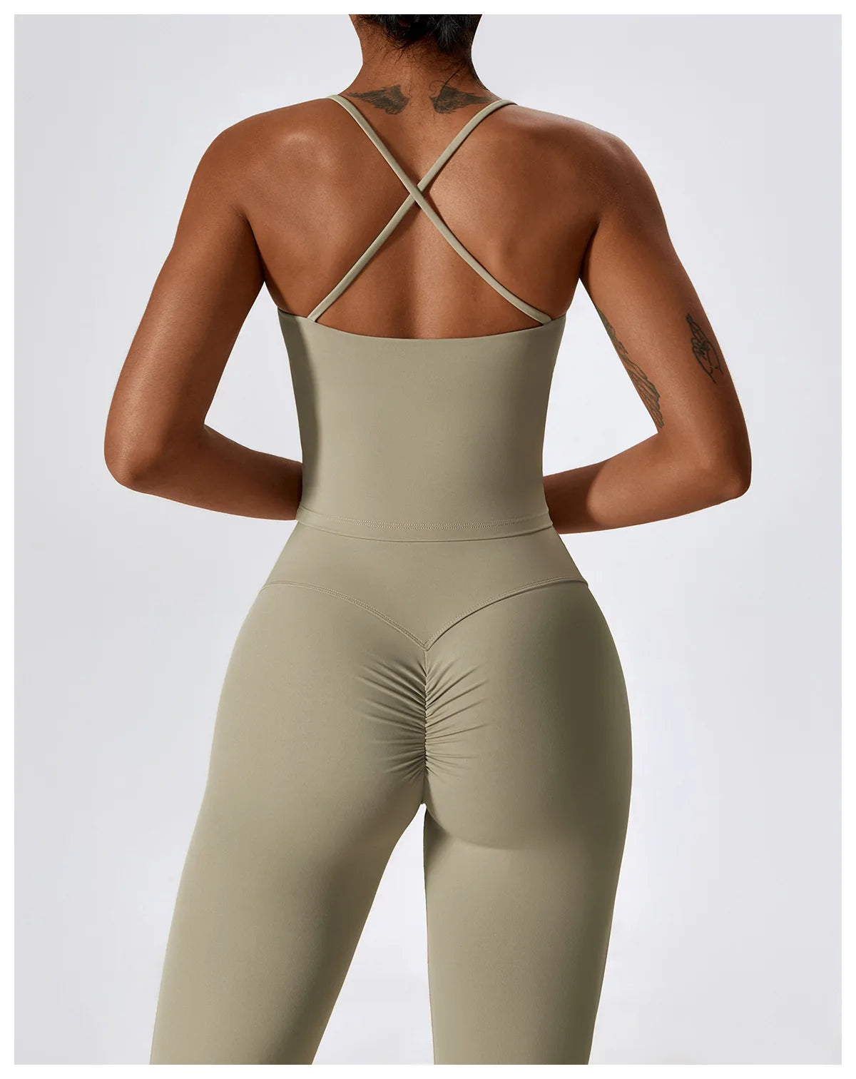 Women’s Seamless Activewear Set – Long Sleeve Crop Top & Sculpting Gym Leggings (2PCS)