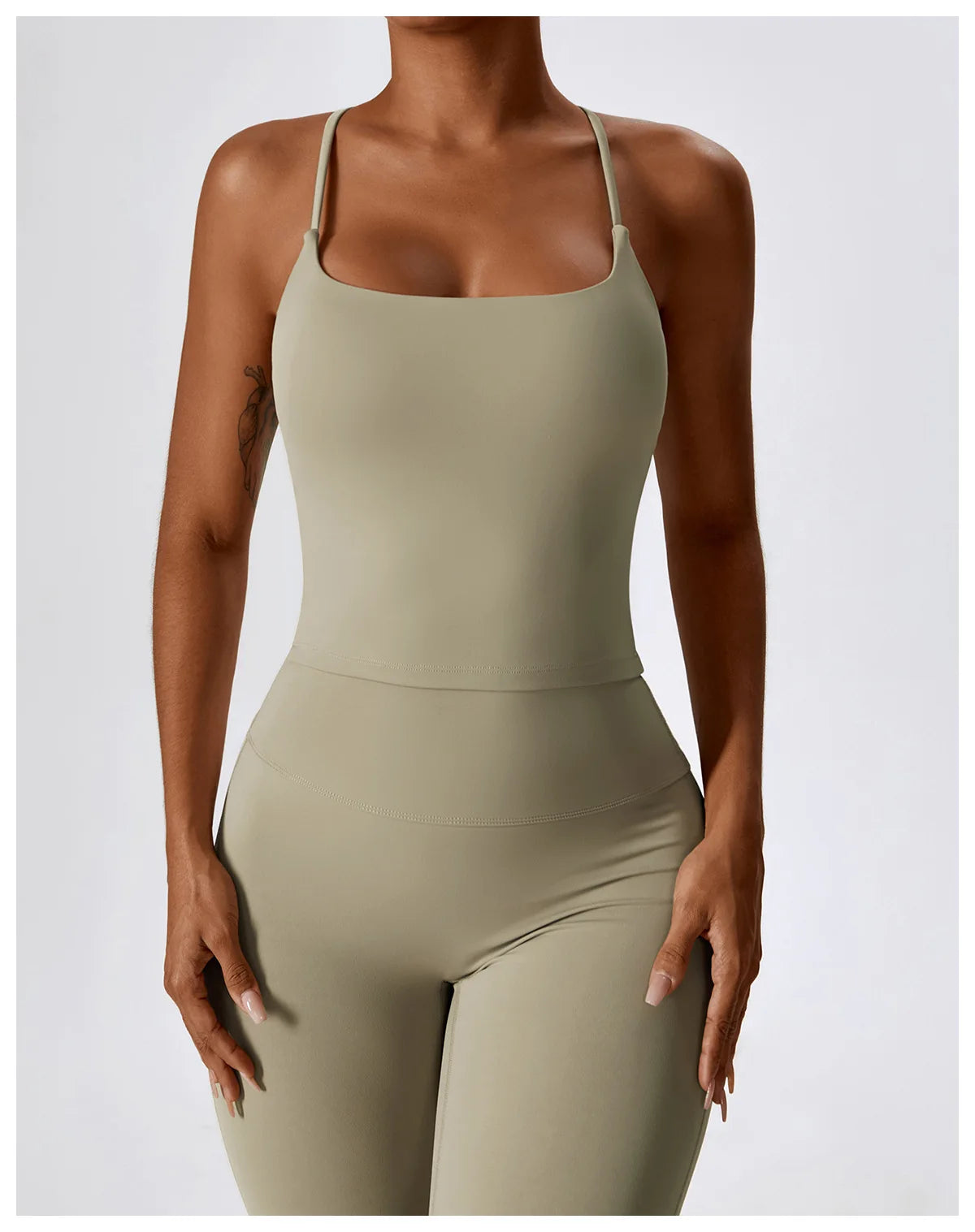 Women’s Seamless Activewear Set – Long Sleeve Crop Top & Sculpting Gym Leggings (2PCS)