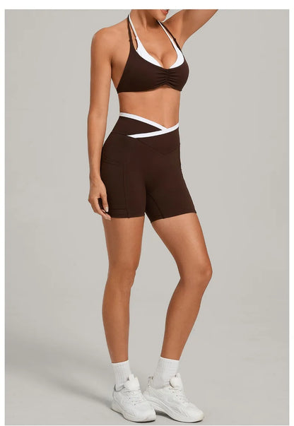 Women’s Seamless Yoga Set – Slim Fit Sports Bra & High-Waist Sculpt Shorts