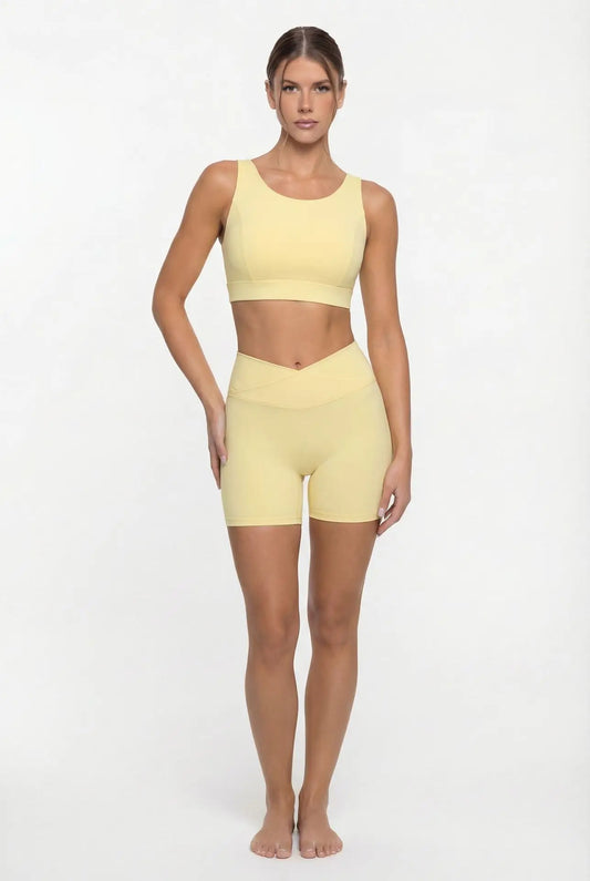 Women’s Solid Gym Set – Slim Fit Sports Bra & Shorts Workout Outfit