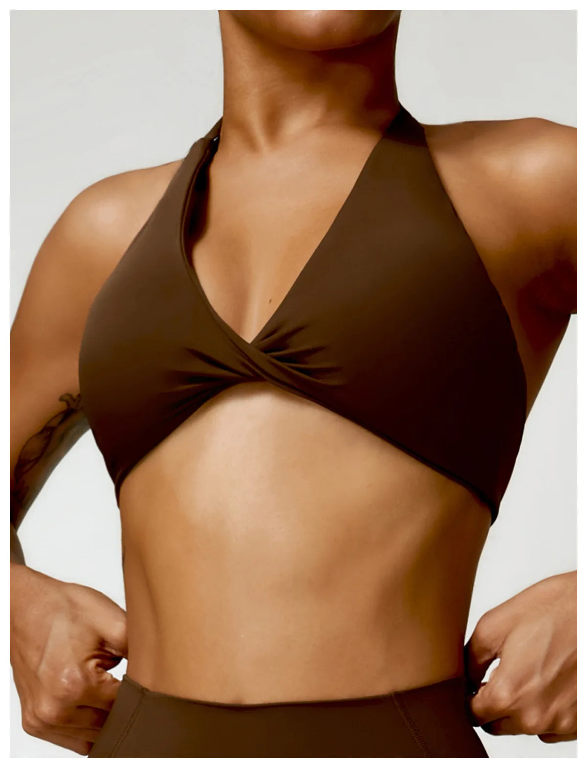 SculptFit Halter Sports Bra – Open Back Push-Up Gym Top