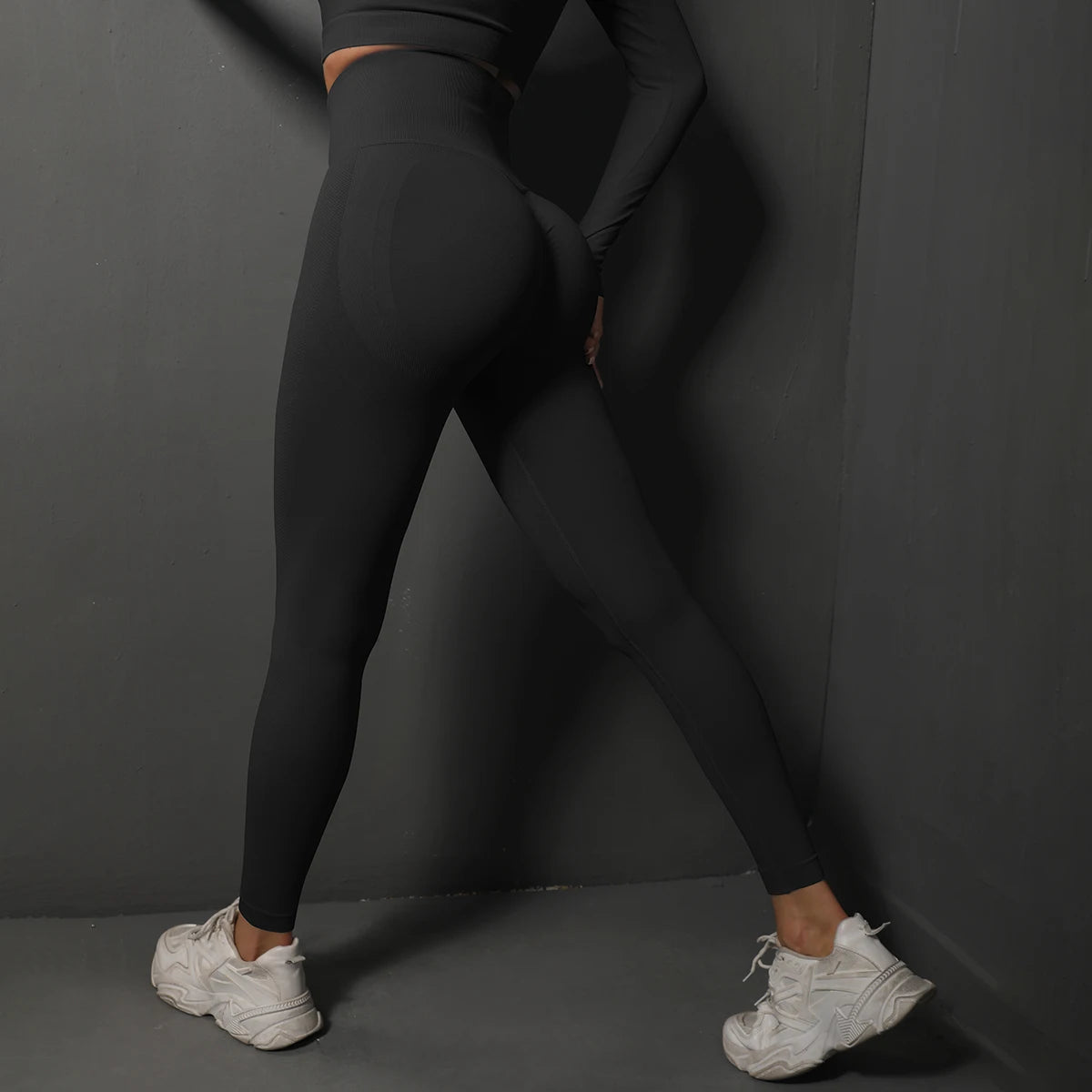 Seamless High-Waist Booty Lift Leggings – Sculpt & Shape Fit