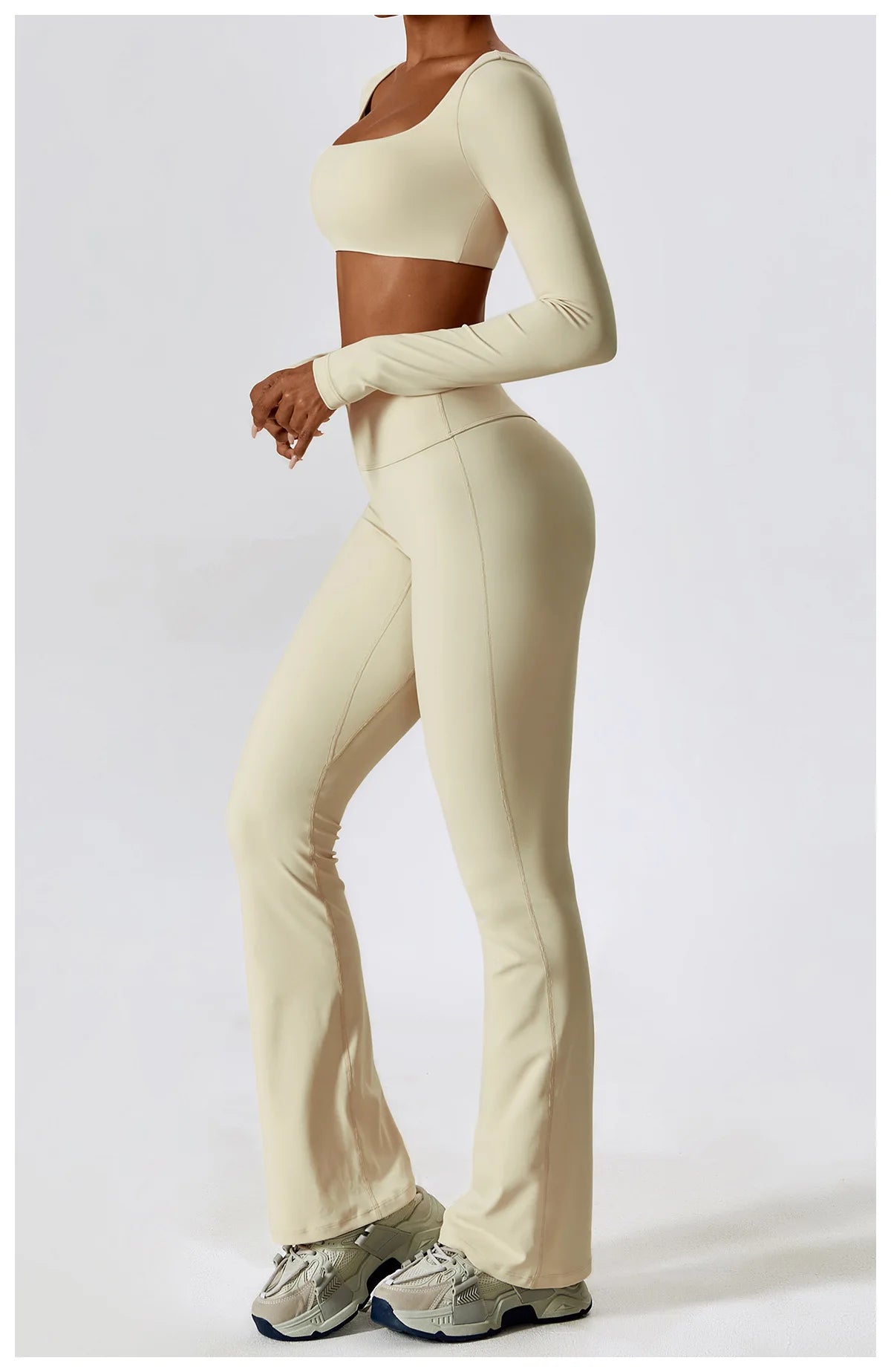 Women’s Seamless Activewear Set – Long Sleeve Crop Top & Sculpting Gym Leggings (2PCS)