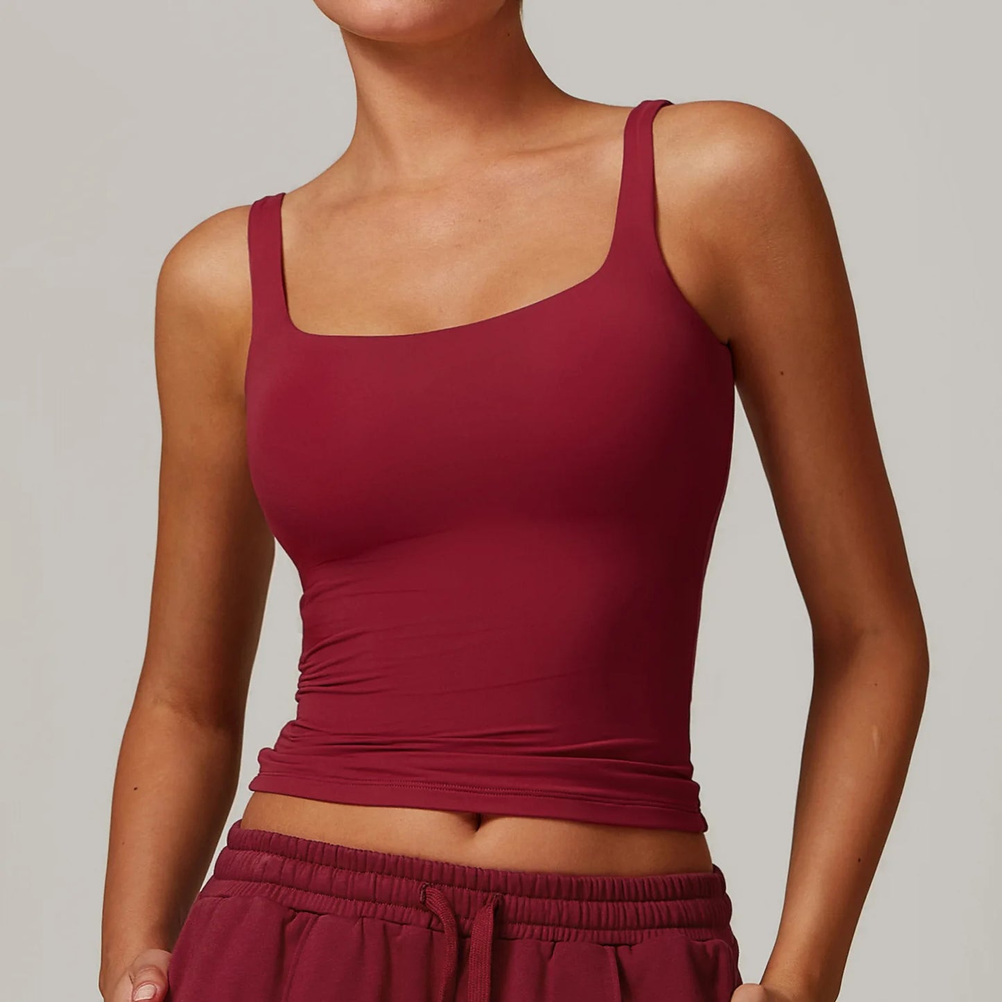 Women’s Quick-Dry U-Back Yoga Tank Top – Breathable Slim Fit Gym & Running