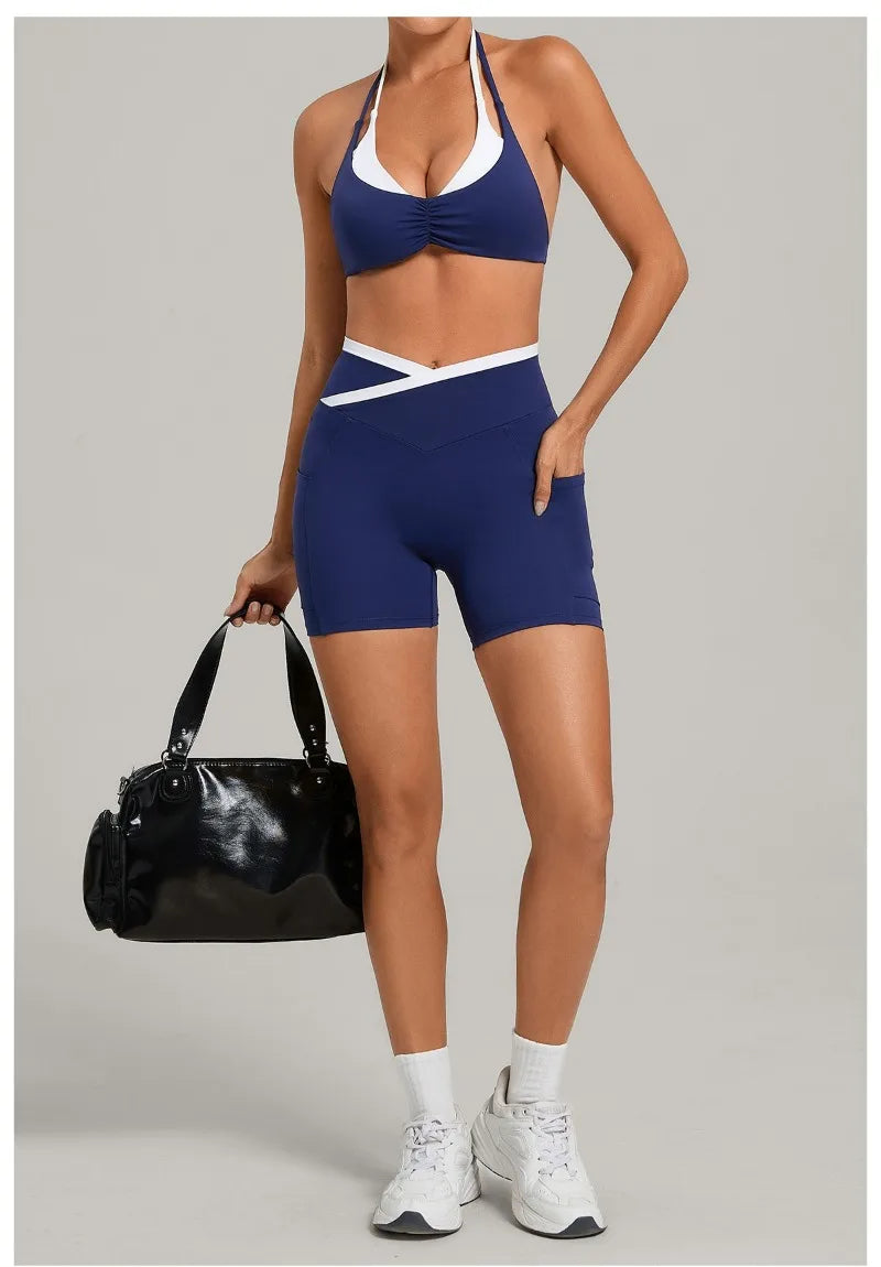 Women’s Seamless Yoga Set – Slim Fit Sports Bra & High-Waist Sculpt Shorts