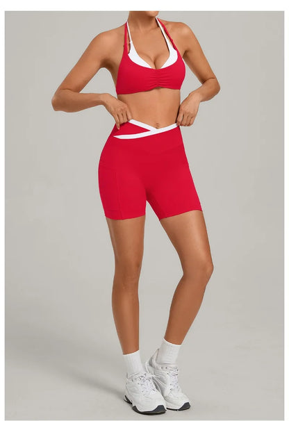 Women’s Seamless Yoga Set – Slim Fit Sports Bra & High-Waist Sculpt Shorts