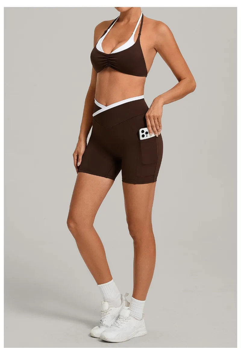 Women’s Seamless Yoga Set – Slim Fit Sports Bra & High-Waist Sculpt Shorts