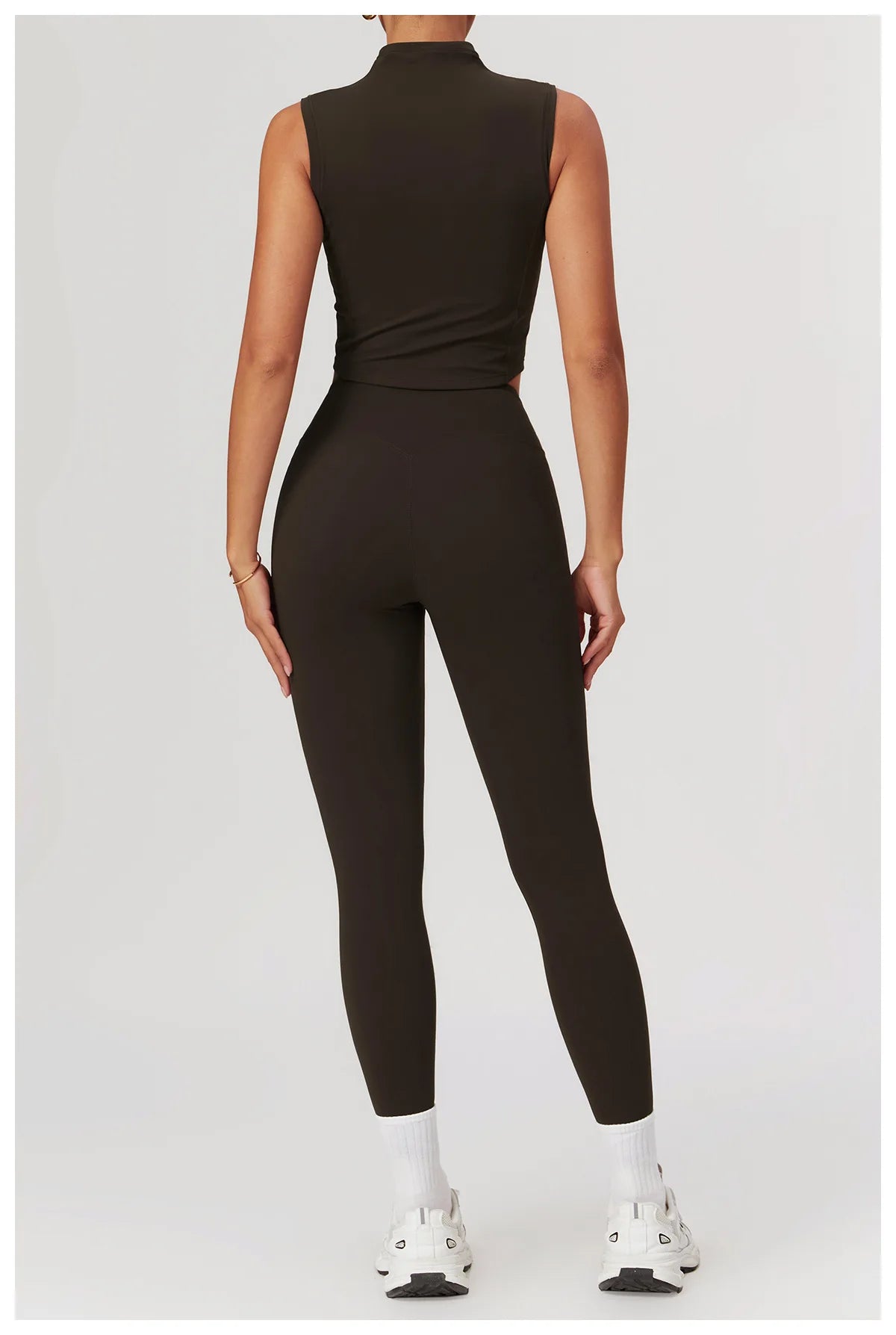 Seamless Women’s Yoga Set – Short Sleeve Top & Sculpting High-Waist Leggings Activewear