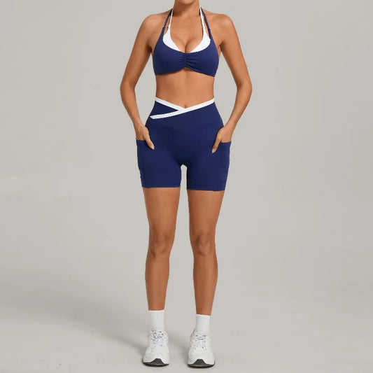 Women’s Seamless Yoga Set – Slim Fit Sports Bra & High-Waist Sculpt Shorts
