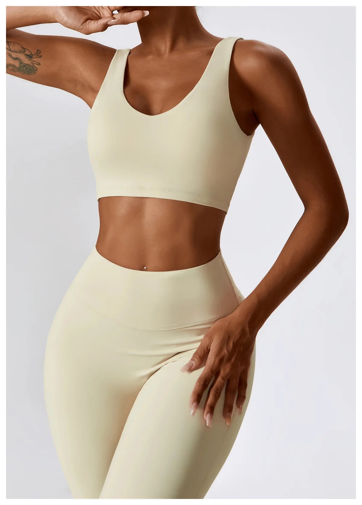 Women’s Seamless Activewear Set – Long Sleeve Crop Top & Sculpting Gym Leggings (2PCS)