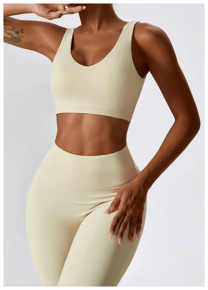 Women’s Seamless Activewear Set – Long Sleeve Crop Top & Sculpting Gym Leggings (2PCS)