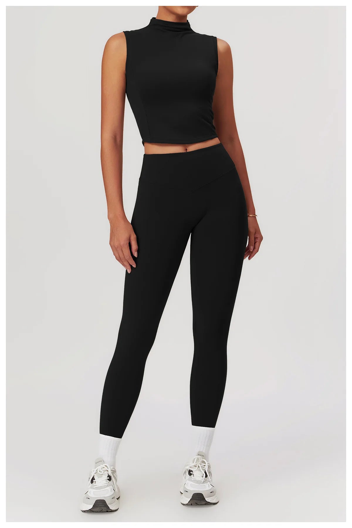 Seamless Women’s Yoga Set – Short Sleeve Top & Sculpting High-Waist Leggings Activewear