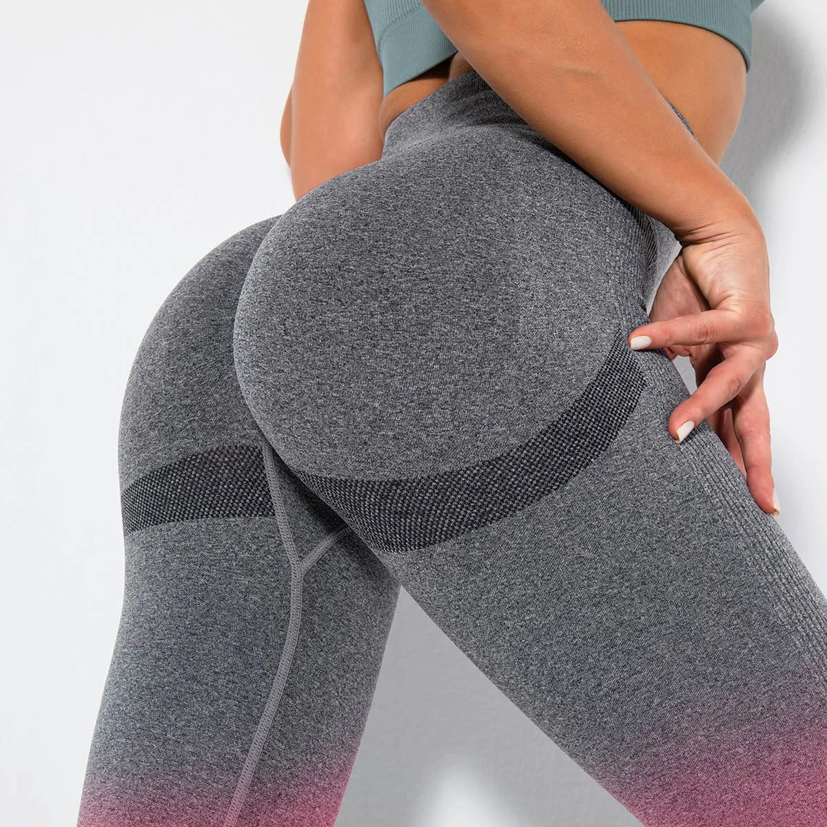 Seamless Gradient High-Waist Push-Up Yoga Leggings for Women