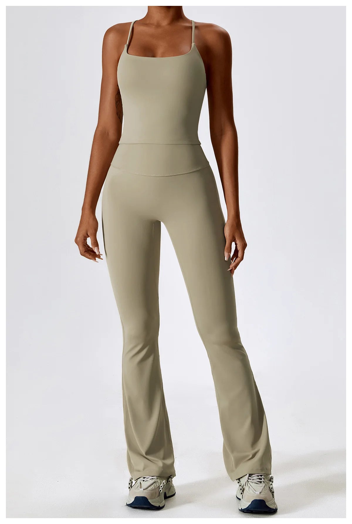 Women’s Seamless Activewear Set – Long Sleeve Crop Top & Sculpting Gym Leggings (2PCS)