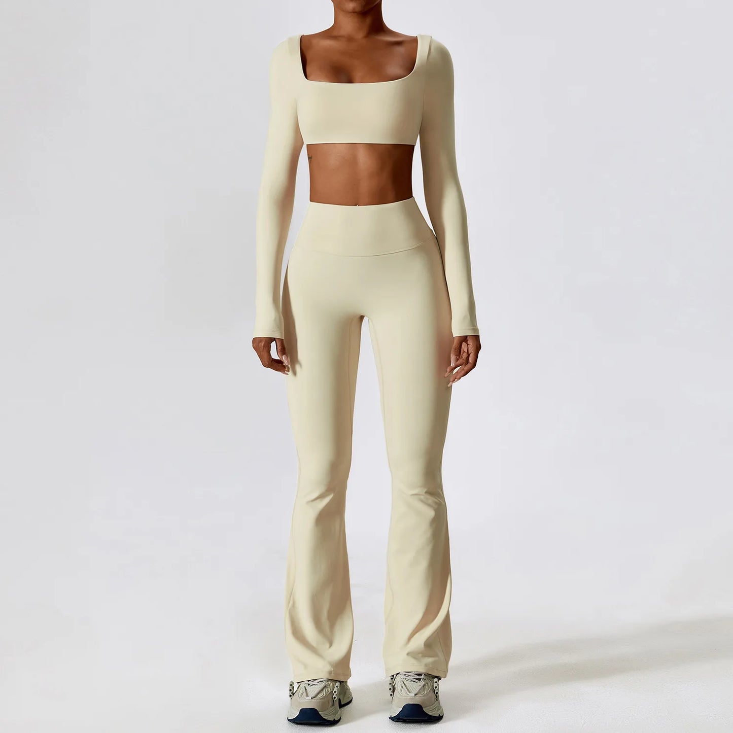 Women’s Seamless Activewear Set – Long Sleeve Crop Top & Sculpting Gym Leggings (2PCS)
