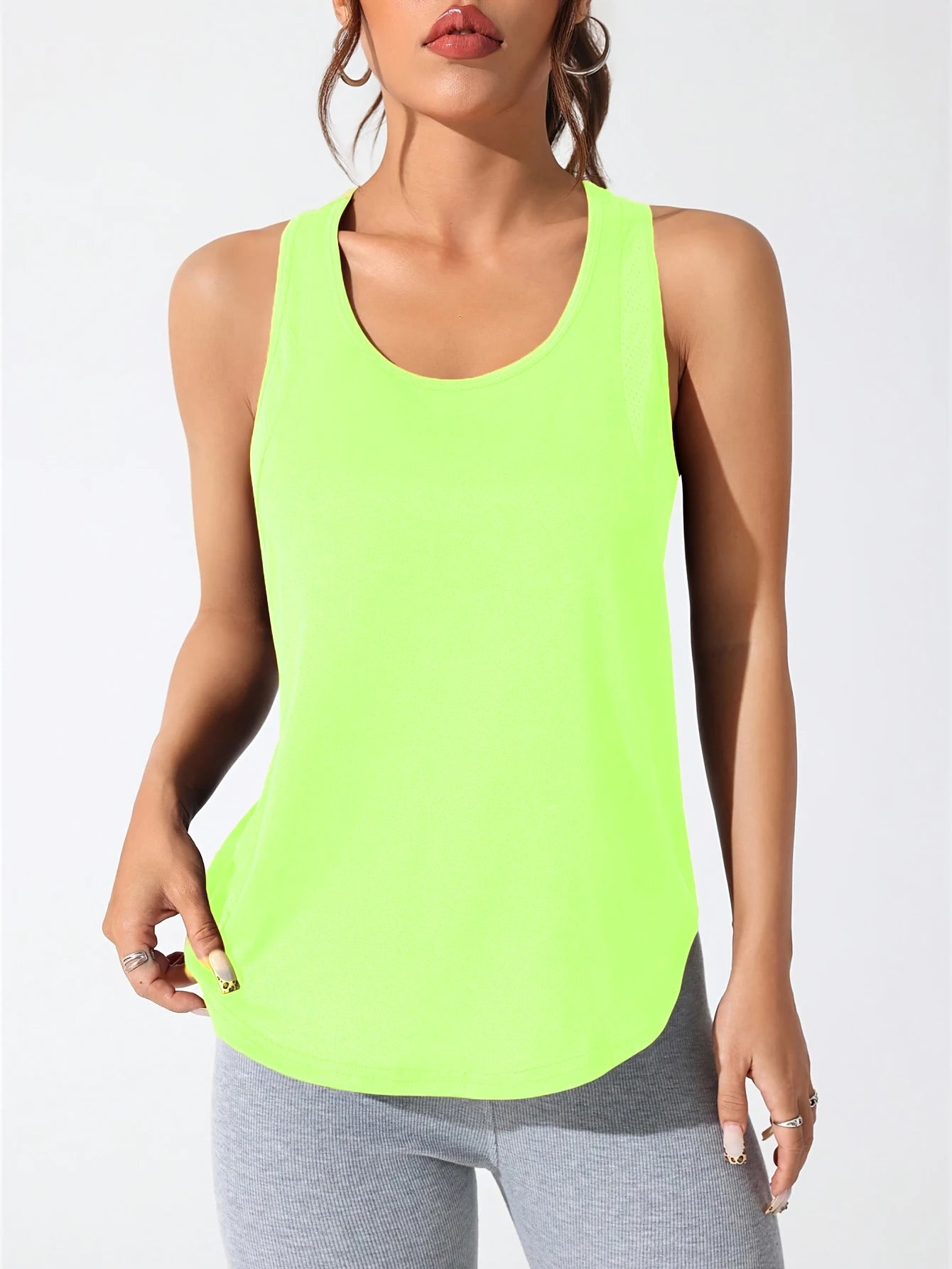 Fluorescent green women's letter print sports vest, breathable, versatile, suitable for casual outing exercise running outdoors