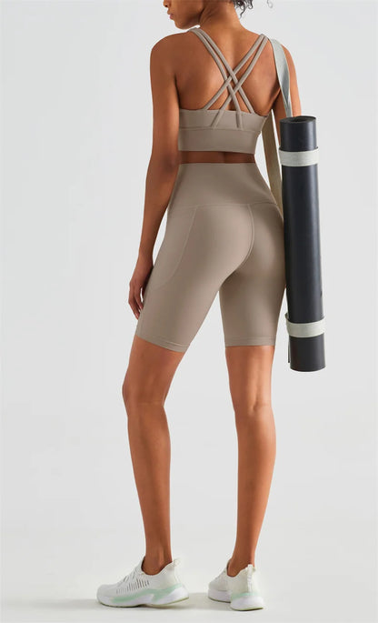 Seamless High Waist Workout Shorts for Women | Gym, Yoga & Cycling Shorts with Pockets