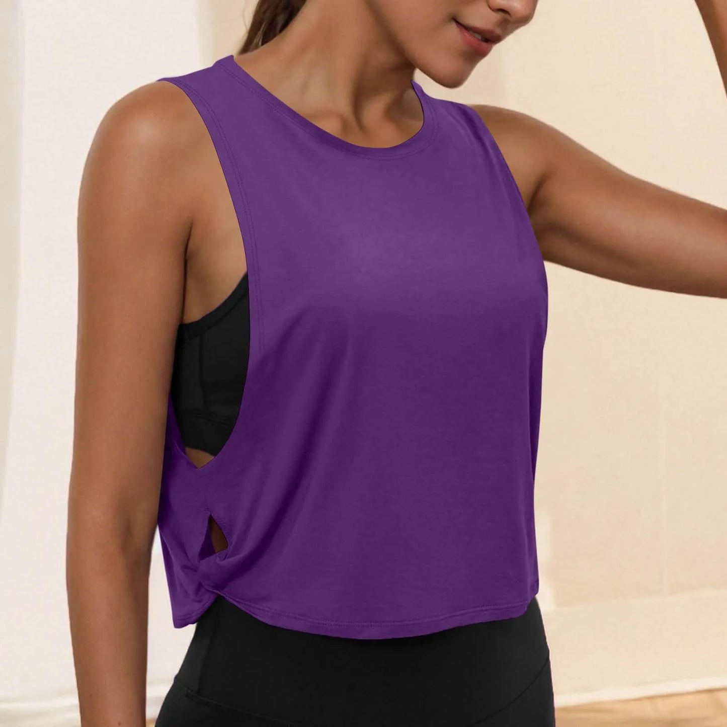 Women’s Sleeveless Breathable Workout Tank Top – Lightweight Yoga & Gym Crop Vest
