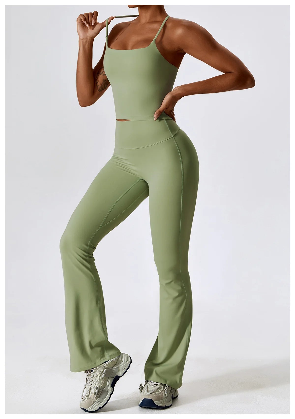 Women’s Seamless Activewear Set – Long Sleeve Crop Top & Sculpting Gym Leggings (2PCS)