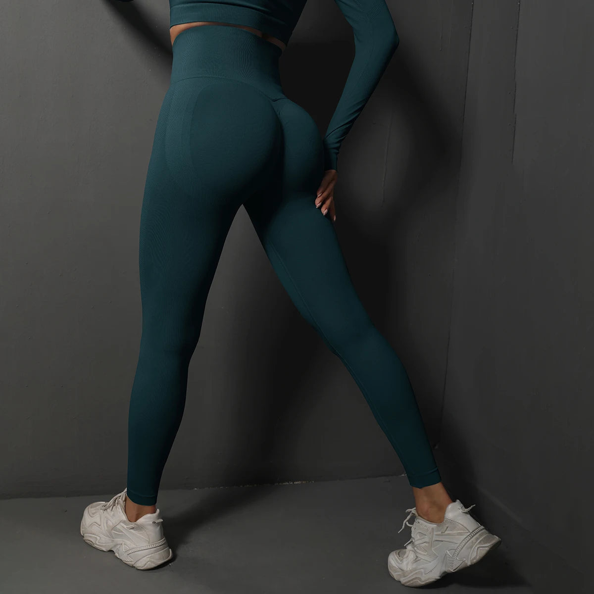 Seamless High-Waist Booty Lift Leggings – Sculpt & Shape Fit