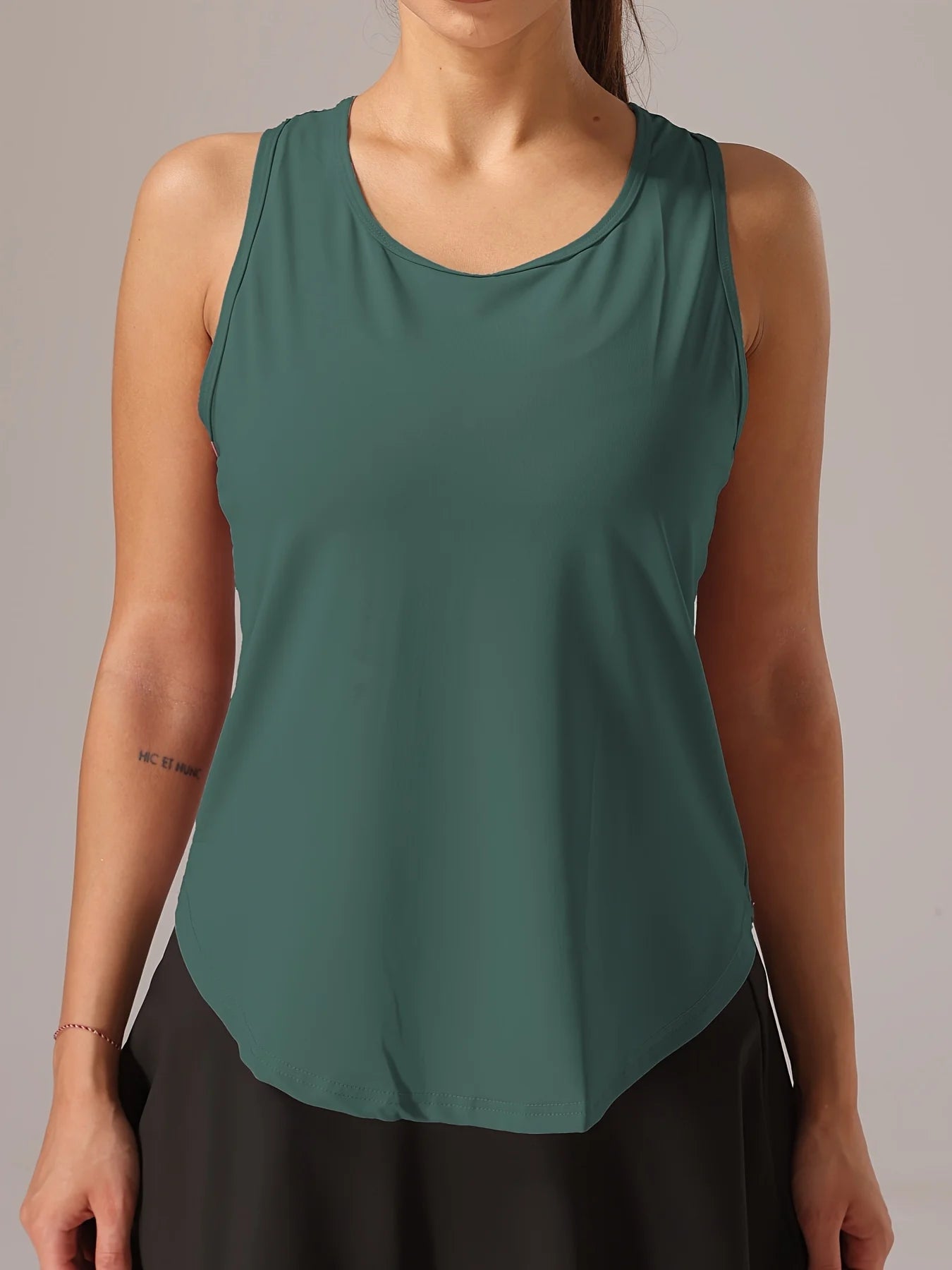 Women’s Performance Mesh Workout Tank – Sleeveless Gym, Tennis & Training Top